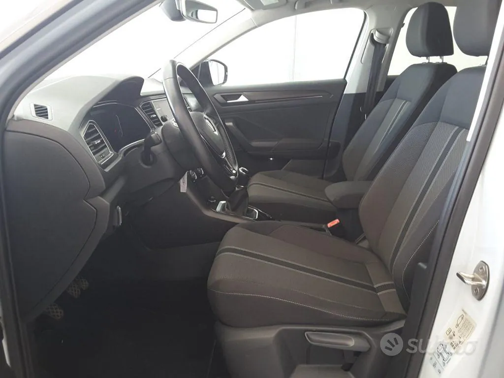 Volkswagen T-Roc 2019 photo 5