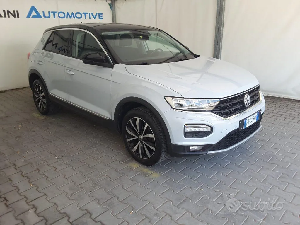 Volkswagen T-Roc 2019 photo 2
