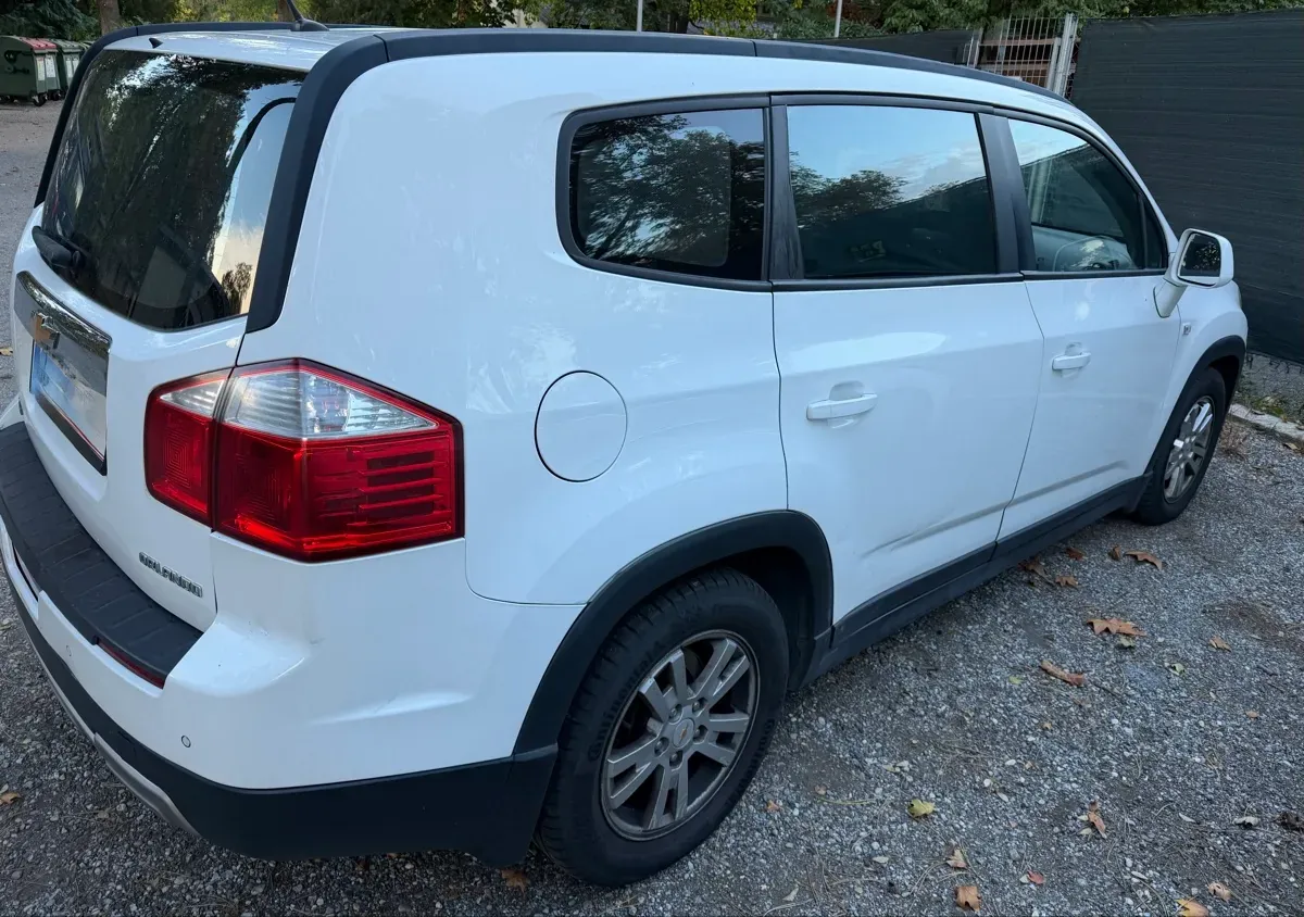 Chevrolet Orlando 2012 photo 2