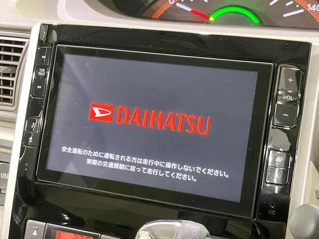 Daihatsu Tanto 2014 photo 3