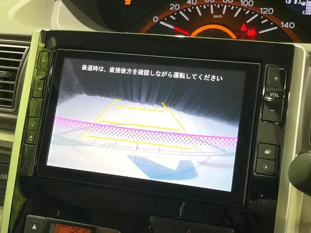 Daihatsu Tanto 2014 photo 4