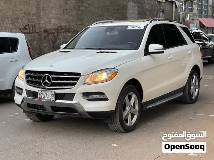 Mercedes-Benz M-Class 2012 photo 2