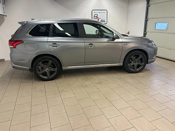 Mitsubishi Outlander 2019 photo 3