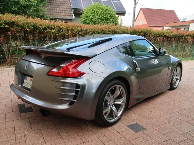 Nissan 370 Z