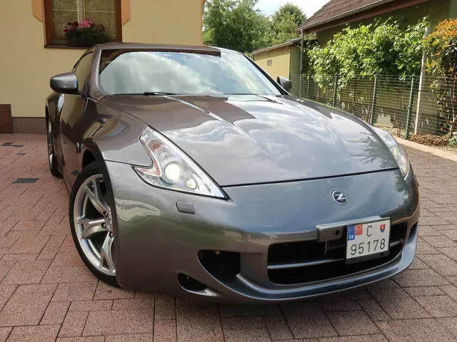 Nissan 370 Z 2012 photo 3