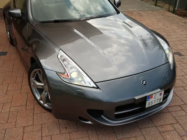 Nissan 370 Z 2012 photo 4