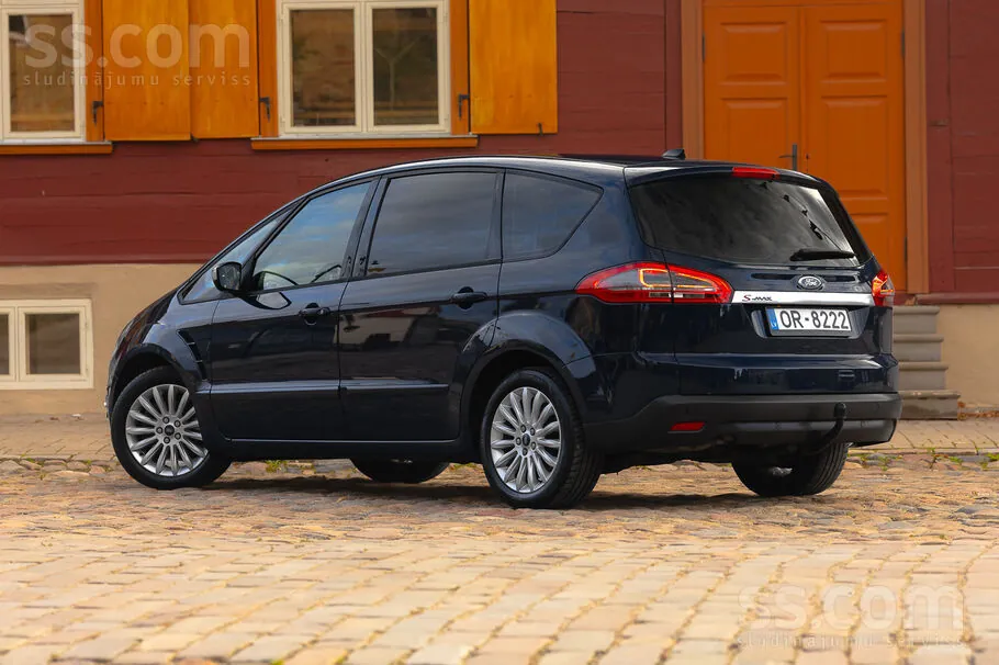 Ford S-Max 2014 photo 2