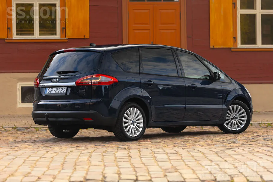 Ford S-Max 2014 photo 3