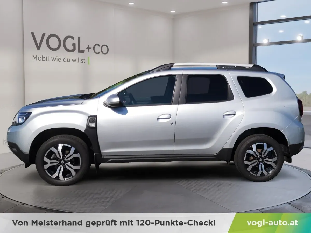 Dacia Duster 2022 photo 2