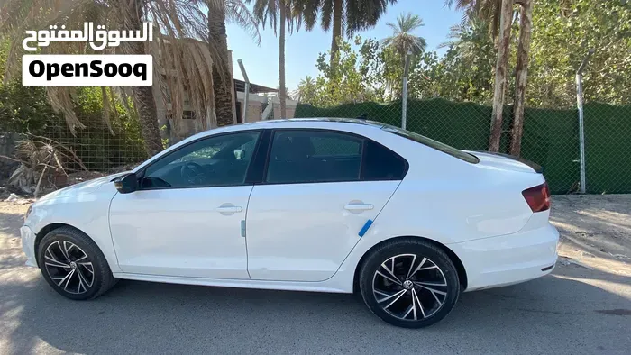 Volkswagen Jetta 2018 photo 3