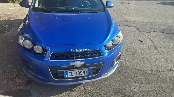 Chevrolet Aveo 2012 photo 5