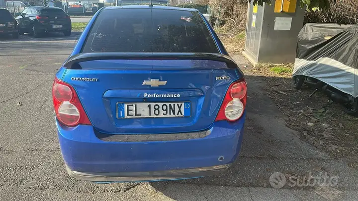 Chevrolet Aveo 2012 photo 2