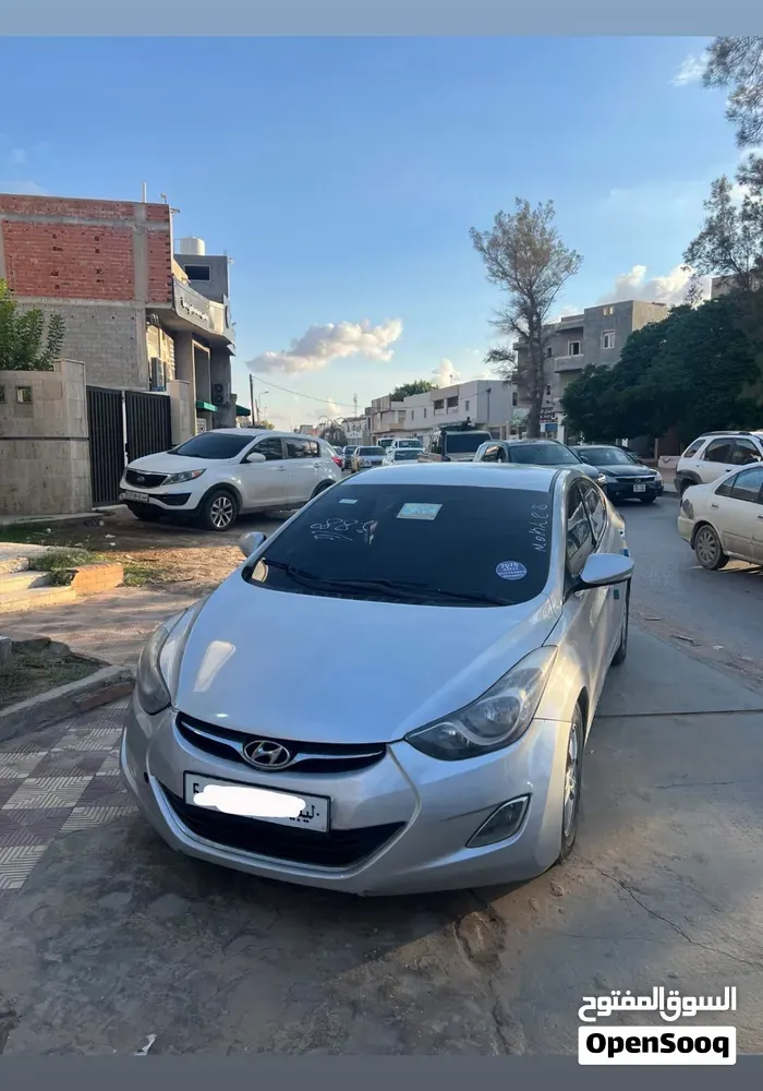 Hyundai Elantra 2012 photo 4