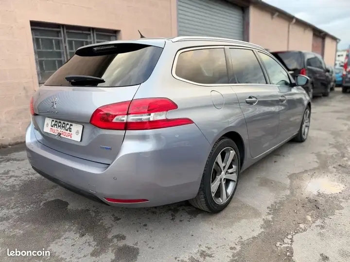 Peugeot 308 2014 photo 4