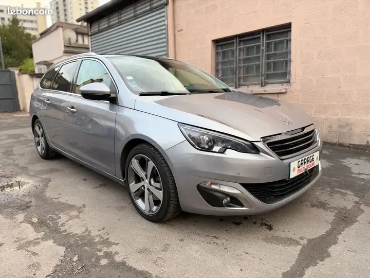 Peugeot 308 2014 photo 3