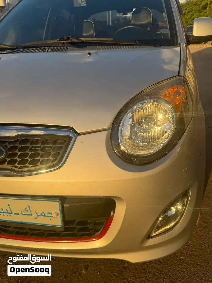 Kia Morning 2011 photo 2