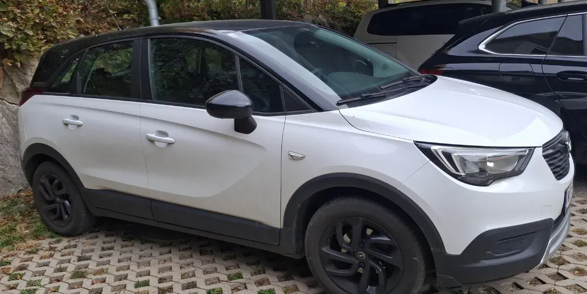 Opel Crossland X 2020 photo 2