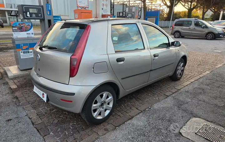 Fiat Punto 2003 photo 4