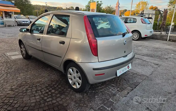 Fiat Punto 2003 photo 5