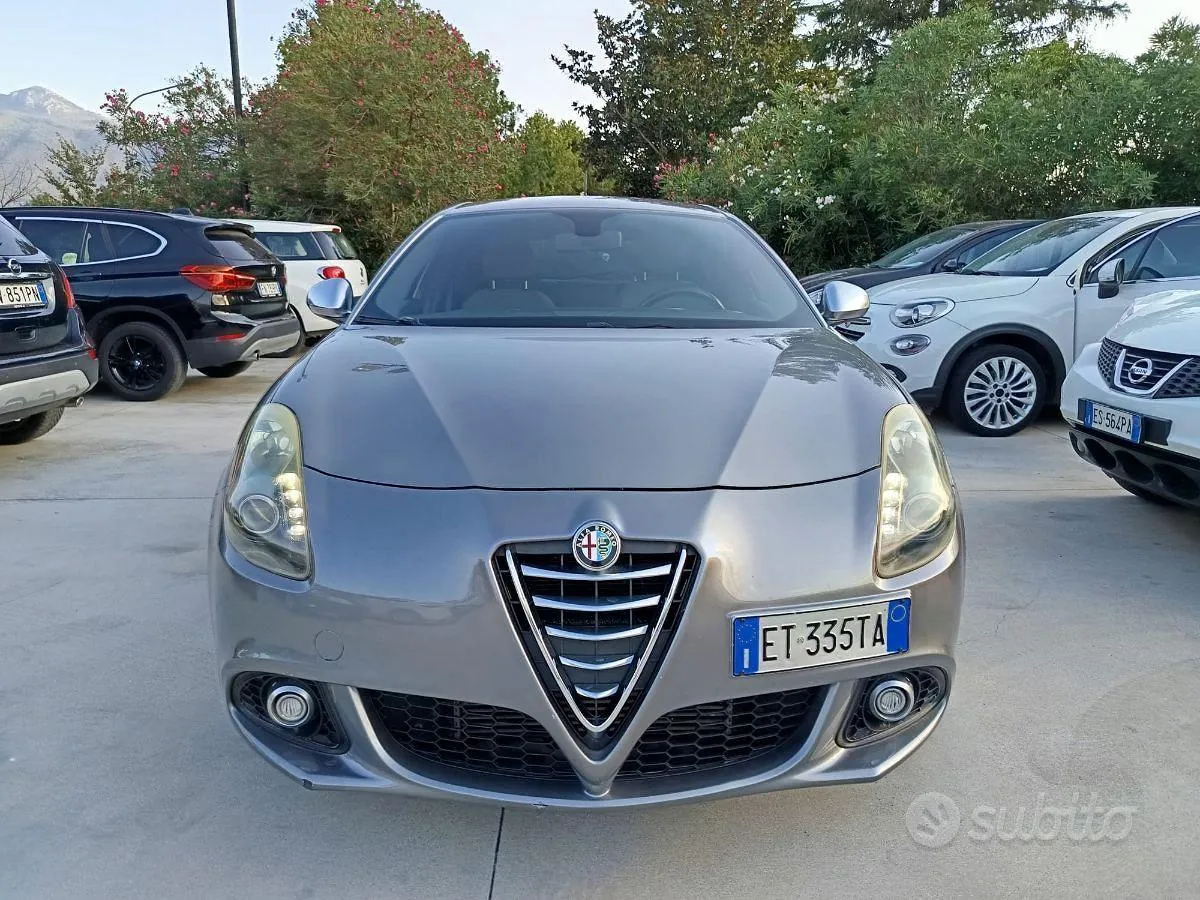 Alfa Romeo Giulietta 2014 photo 3