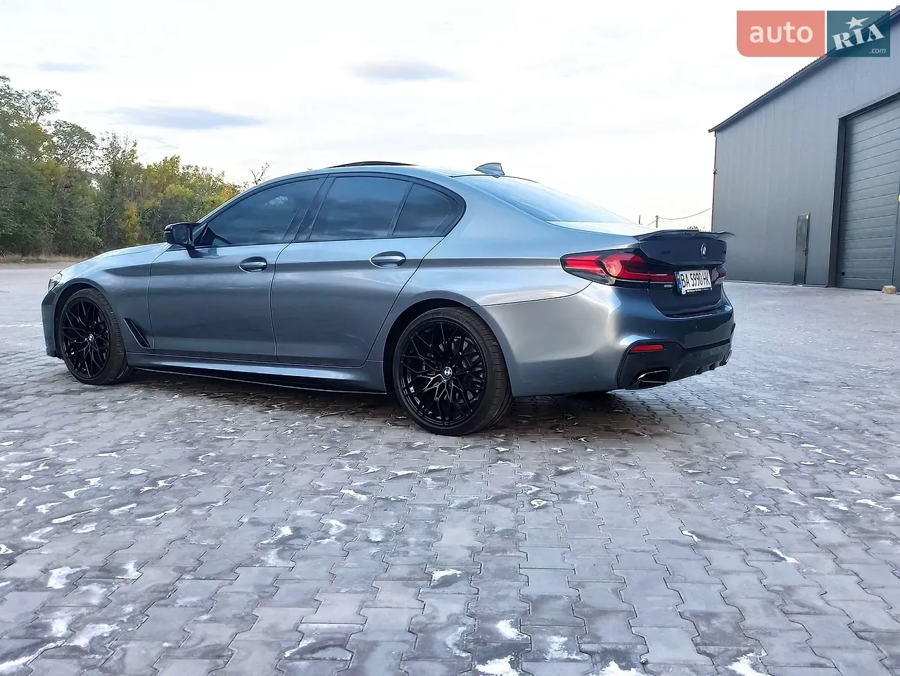 BMW 5 Series 2018 photo 5