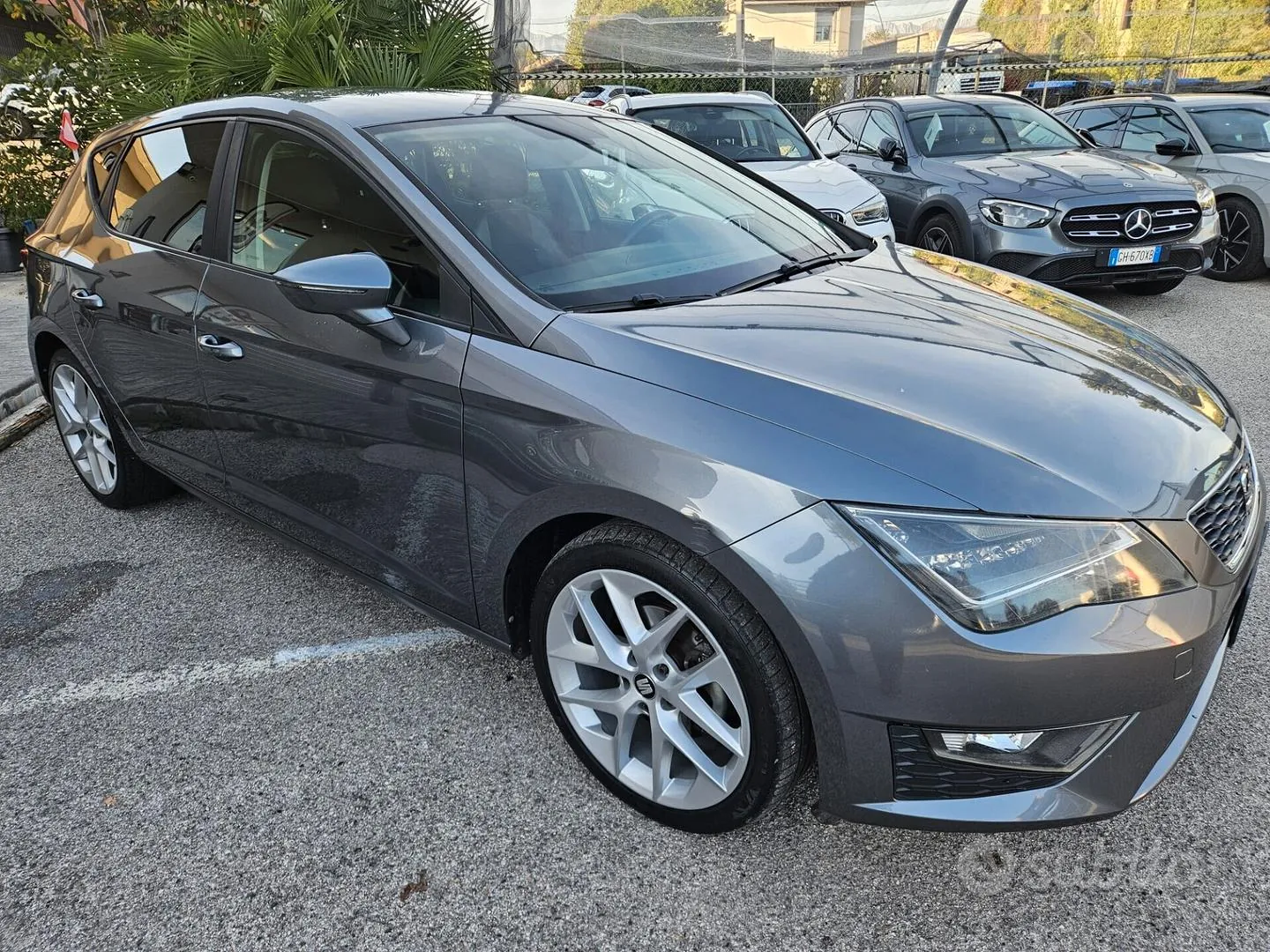 Seat Leon 2015 photo 3