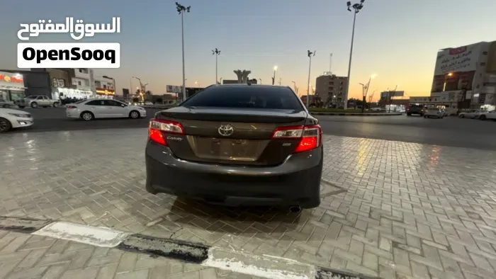 Toyota Camry 2014 photo 2