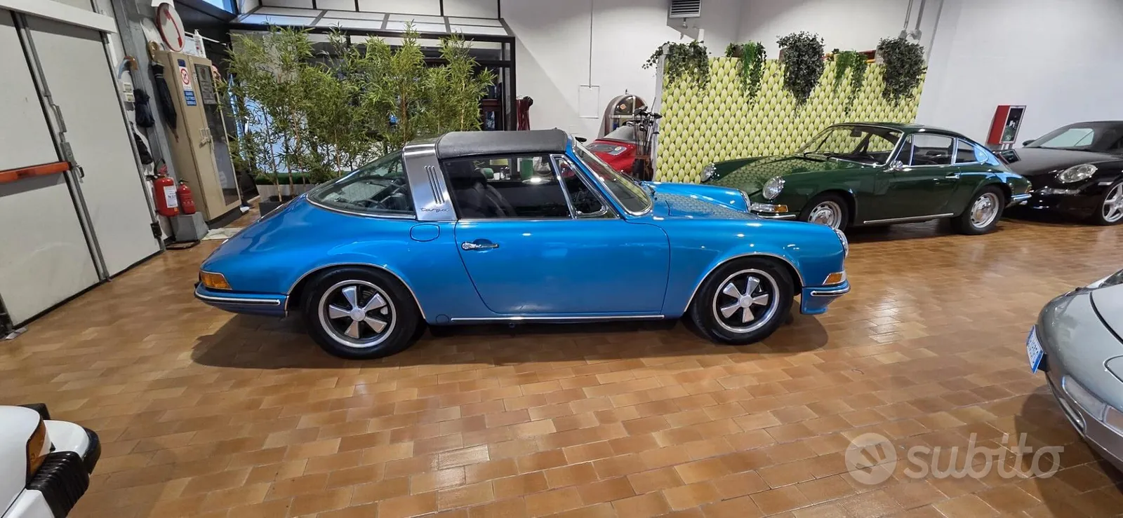 Porsche 911 1972 photo 2