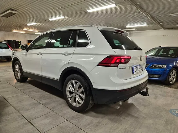 Volkswagen Tiguan 2018 photo 2