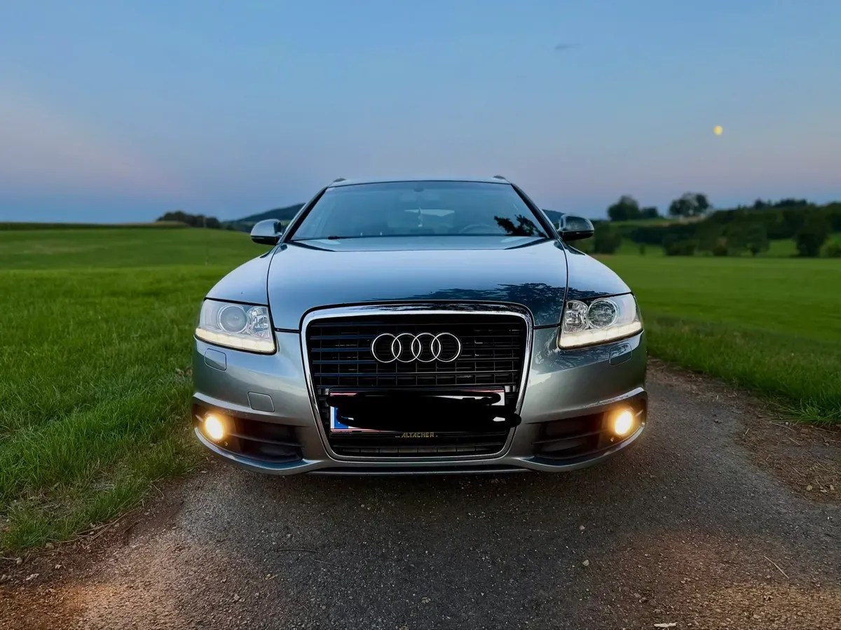 Audi A6 2011 photo 2