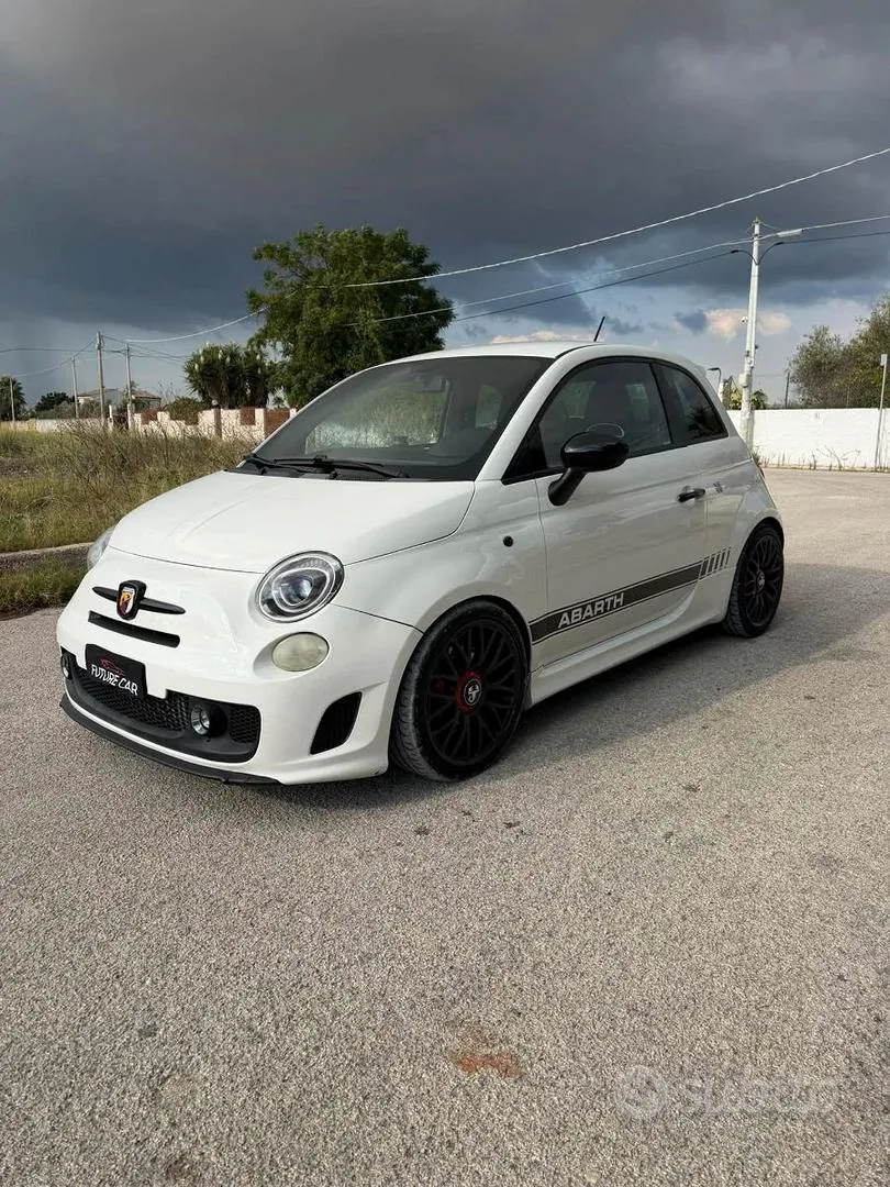 Abarth 500 2010 photo 4