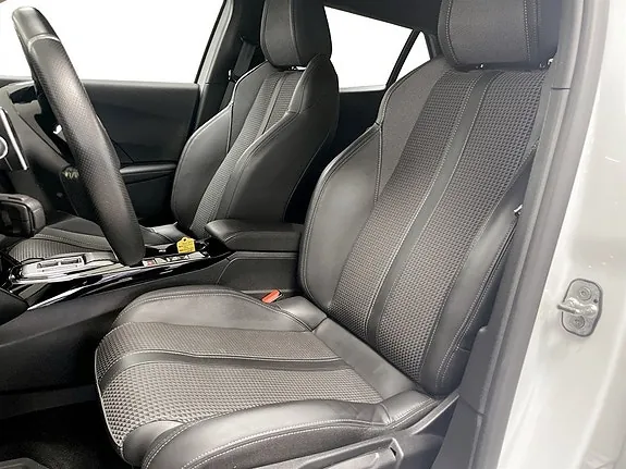 Peugeot 2008 2023 photo 5