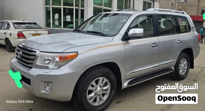Toyota Land Cruiser 2015 photo 3