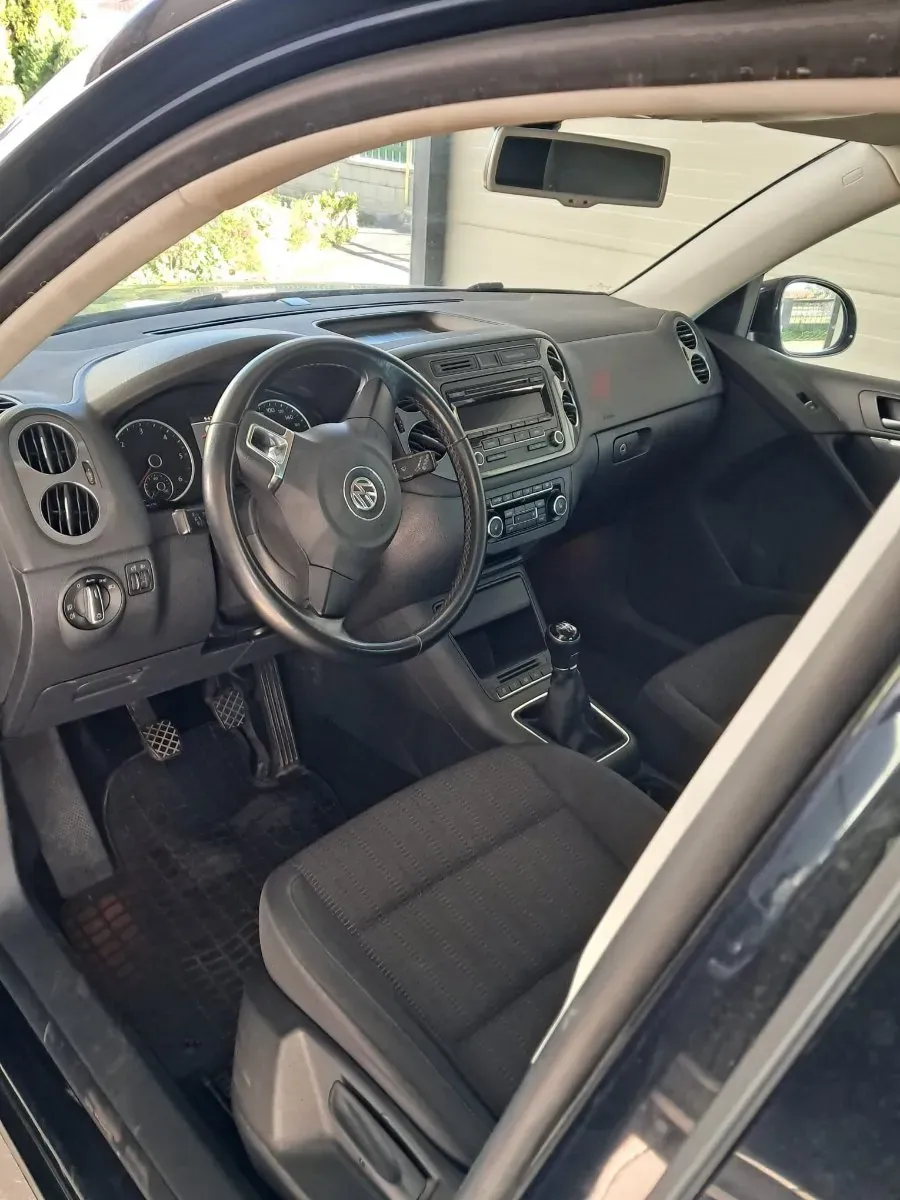 Volkswagen Tiguan 2012 photo 3