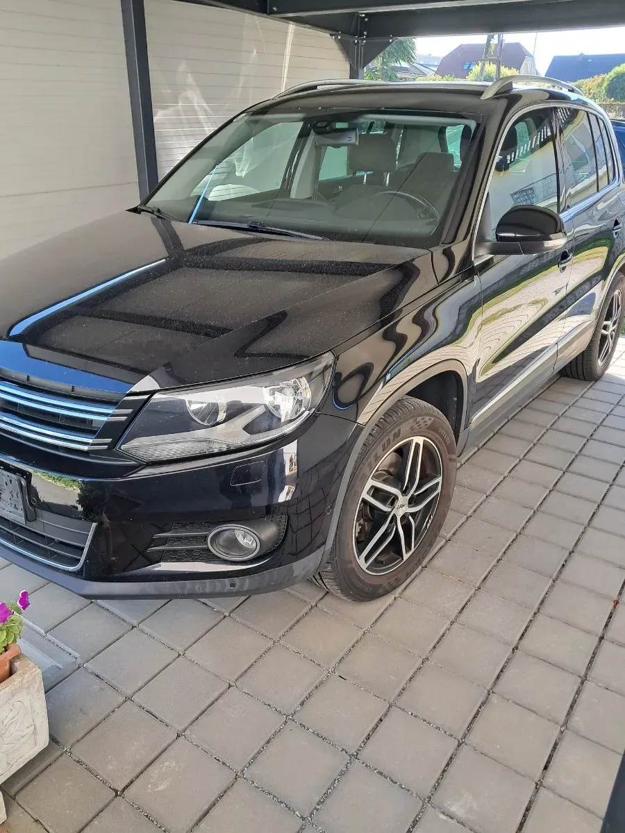 Volkswagen Tiguan 2012 photo 2