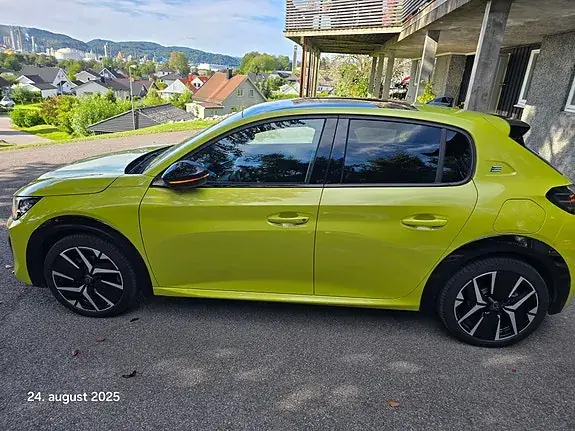 Peugeot 208 2024 photo 5