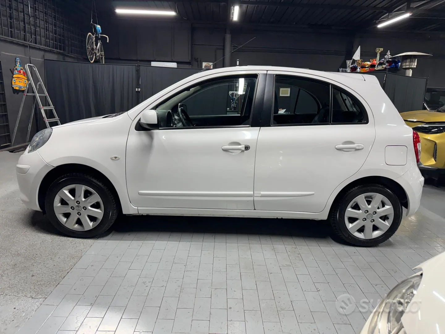 Nissan Micra 2011 photo 2