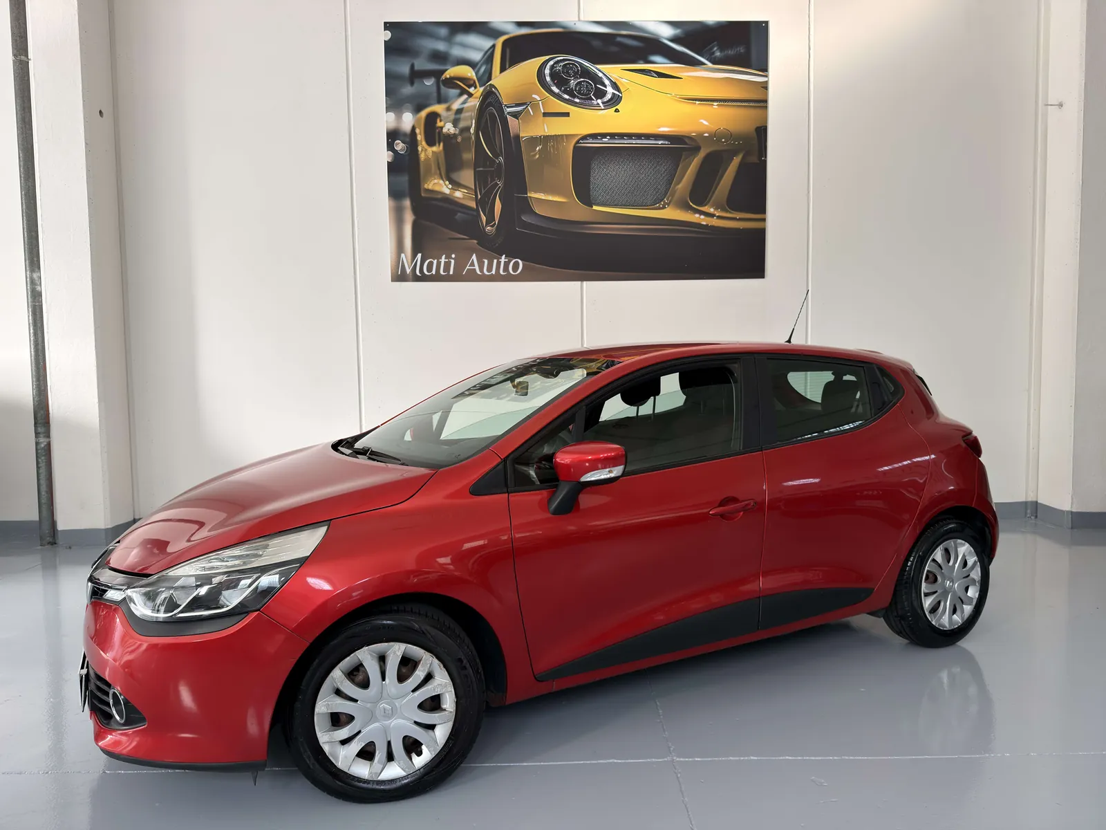 Renault Clio 2014 photo 2