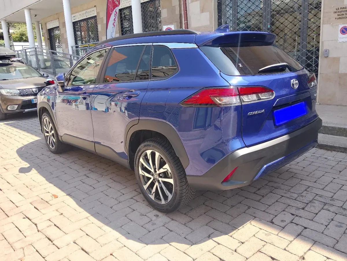 Toyota Corolla Cross 2025 photo 3