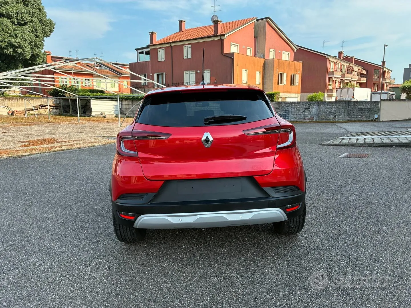 Renault Captur 2024 photo 4