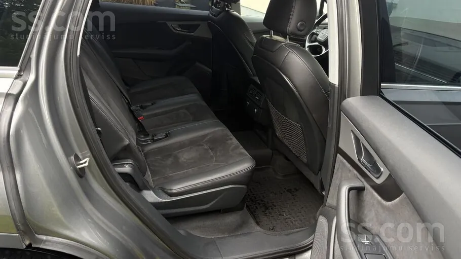 Audi Q7 2016 photo 5