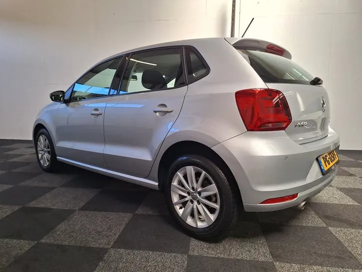 Volkswagen Polo 2017 photo 3