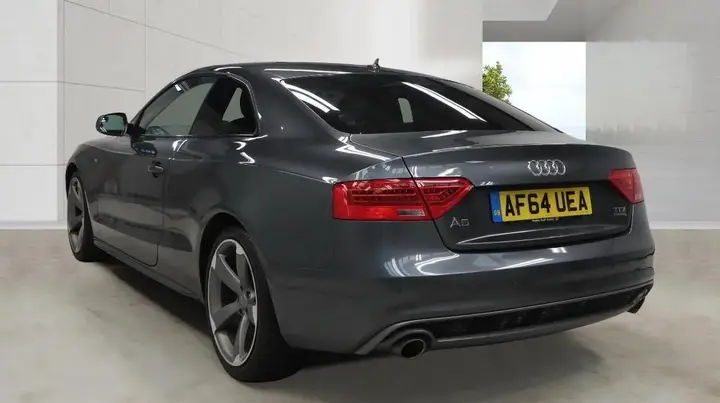 Audi A5 2014 photo 2
