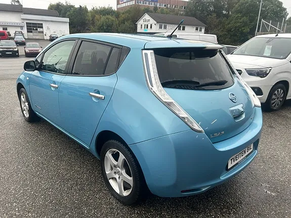Nissan Leaf 2014 photo 4
