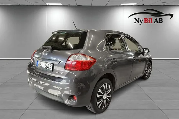 Toyota Auris 2010 photo 4