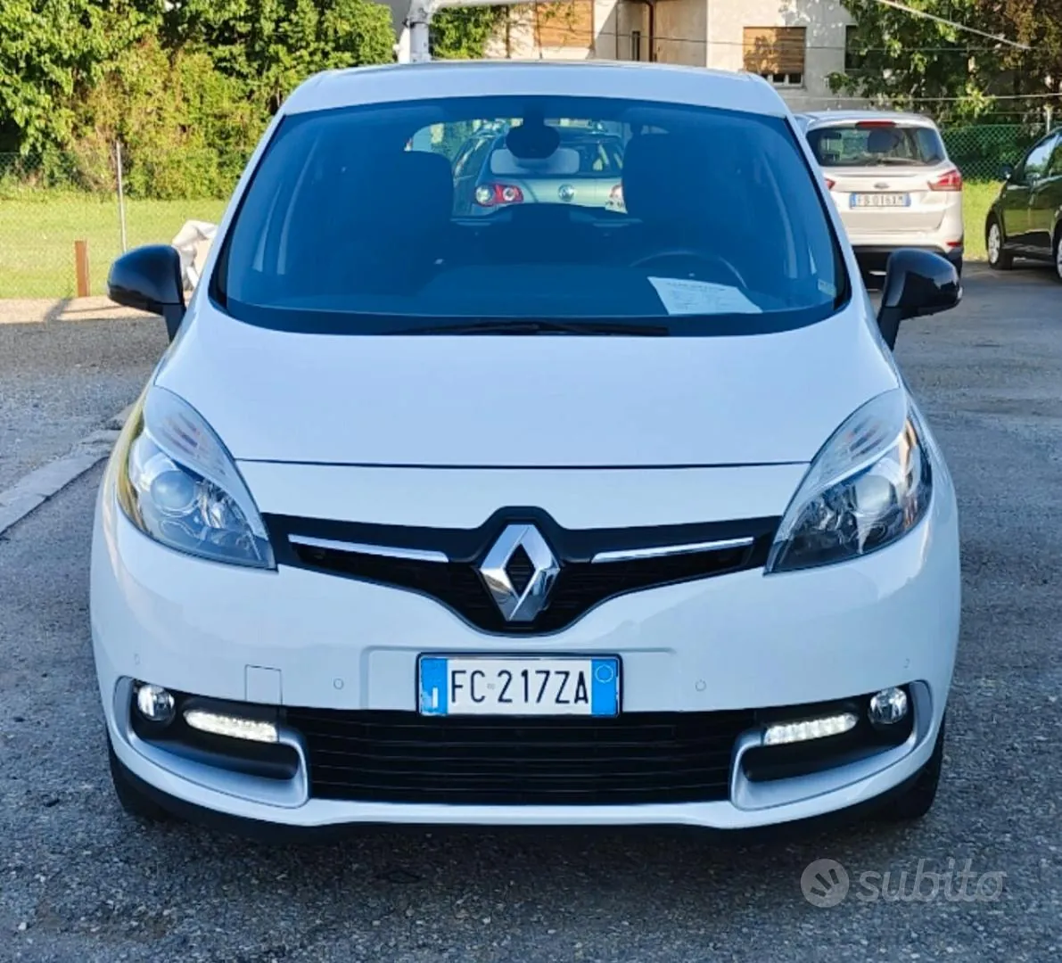 Renault Scenic 2016 photo 3