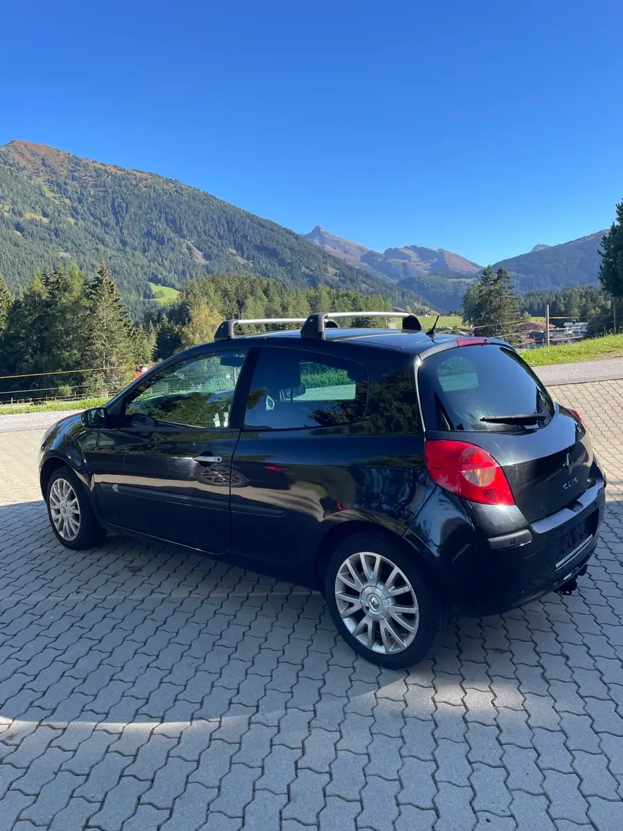 Renault Clio 2007 photo 3