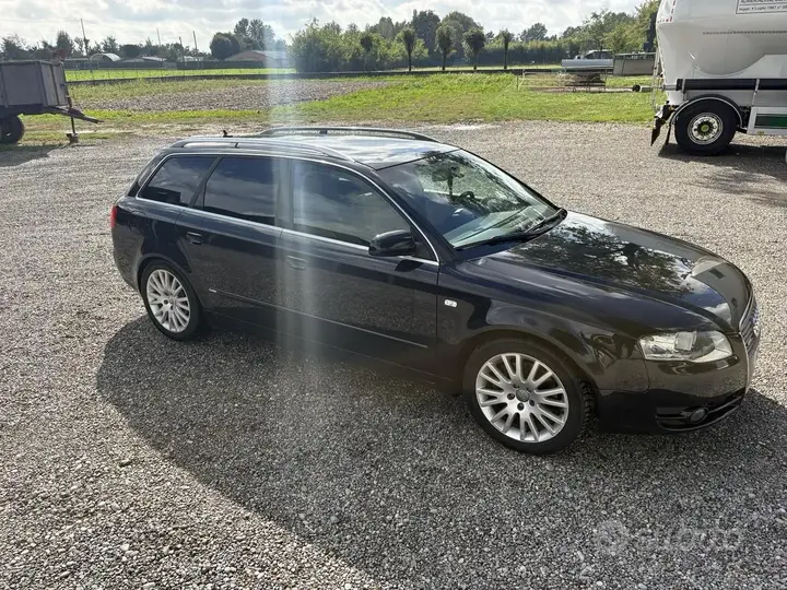 Audi A4 2007 photo 2