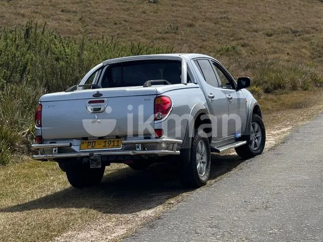 Mitsubishi L200 2007 photo 2