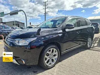 Mitsubishi Outlander 2014 photo 4